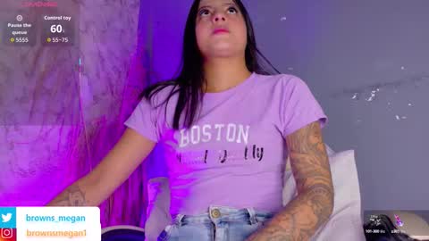 Snapshot of megan_browns1 chatting on September 16, 1:08 pm Megan online show from September 16, 1:08 pm