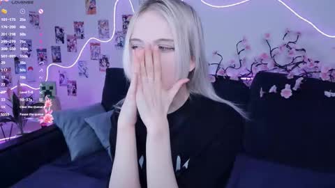 Megan  online show from January 9, 5:28 pm