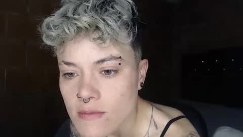 Megan and sophi online show from April 11, 12:39 am