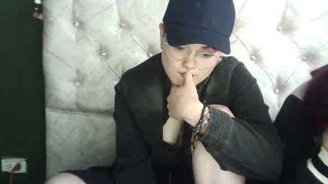 Snapshot of megan_coop3r_ chatting on January 11, 12:50 pm Megan and sophi online show from January 11, 12:50 pm