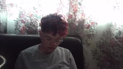 Snapshot of megan_coop3r_ chatting on December 8, 9:41 pm Megan and sophi online show from December 8, 9:41 pm
