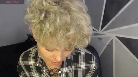 Megan and sophi online show from December 21, 8:57 pm