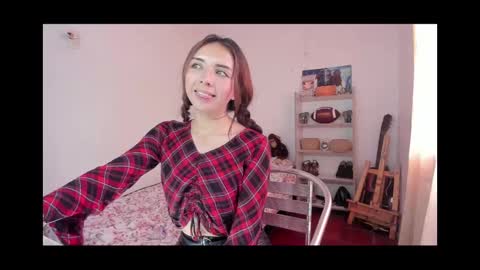 Snapshot of megan_doll2123 chatting on September 20, 7:01 pm MEGAN DOLL online show from September 20, 7:01 pm