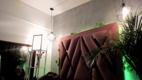    online show from January 19, 2:36 am