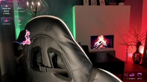    online show from April 13, 4:14 am