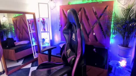    online show from January 24, 3:43 am