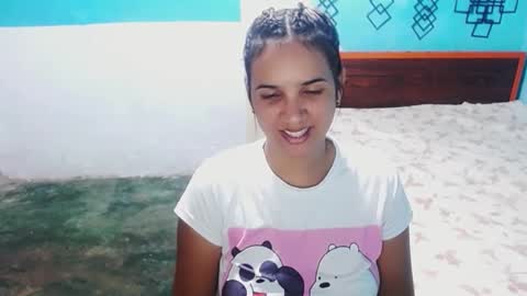 Snapshot of megan_little_ chatting on January 15, 8:37 pm amanda online show from January 15, 8:37 pm