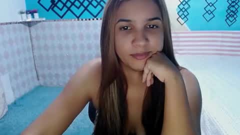 Snapshot of megan_little_ chatting on January 31, 10:42 pm amanda online show from January 31, 10:42 pm