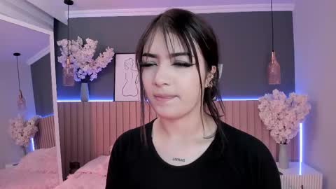     online show from February 15, 11:06 am