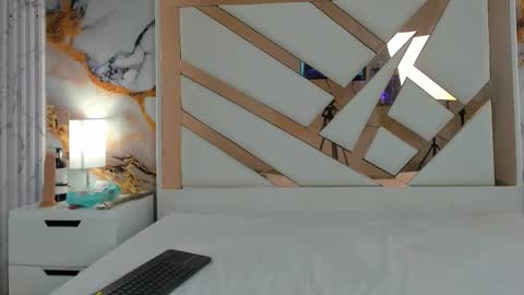 Snapshot of megan_sweetas chatting on September 26, 8:28 pm Megan Sweet online show from September 26, 8:28 pm