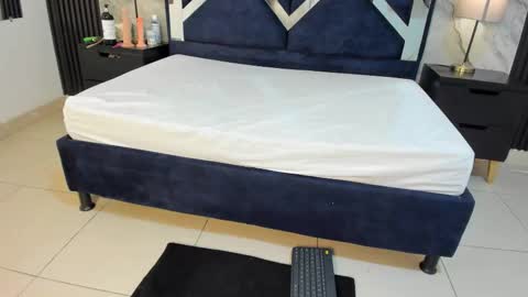 Megan Sweet online show from November 7, 8:47 pm