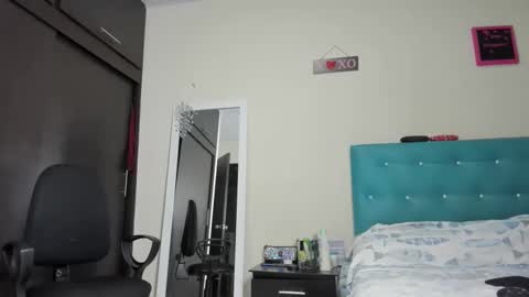 Snapshot of meganhotxx2 chatting on February 1, 5:07 am megan online show from February 1, 5:07 am