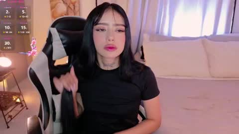 megan lake online show from June 10, 9:46 pm