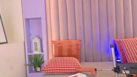 MEGAN online show from June 2, 2:45 am
