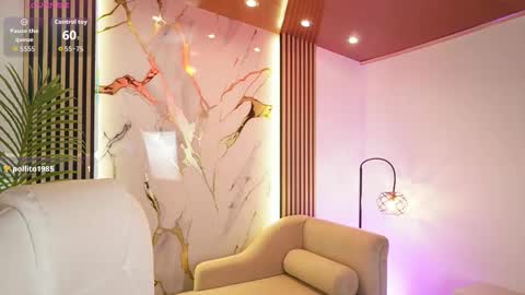 Megan Lowell online show from December 3, 7:16 pm