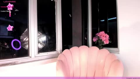 Mara online show from December 10, 10:28 am