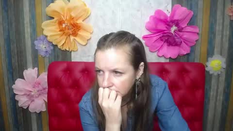 MeganPirs online show from May 28, 8:01 am