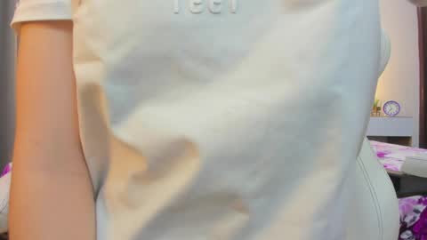 Megan Queen online show from June 2, 12:39 pm