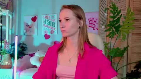 megan online show from July 25, 6:04 pm