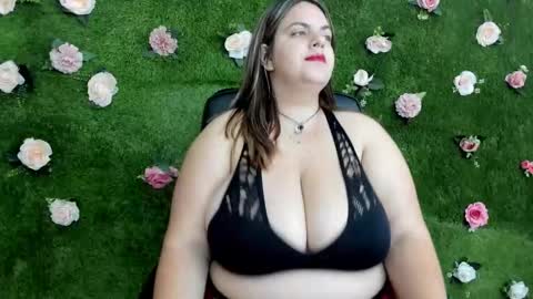 megatitts_ online show from September 20, 7:23 pm