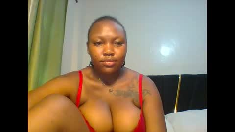 meghan_spice online show from November 9, 7:04 am