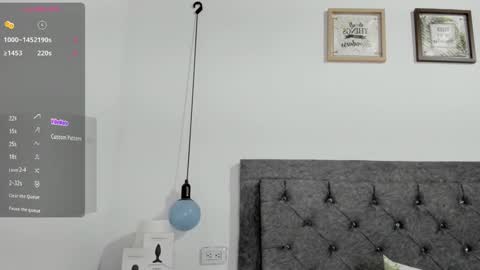 Snapshot of meghan_taylor__ chatting on January 18, 7:26 pm Meghan online show from January 18, 7:26 pm