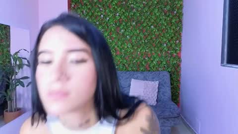 Mei online show from January 18, 9:33 pm