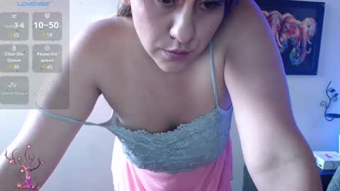 Snapshot of mel_raise chatting on February 11, 10:07 pm mel raise online show from February 11, 10:07 pm