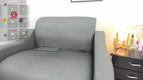 Snapshot of melan_owen chatting on March 6, 11:03 am melan_owen online show from March 6, 11:03 am