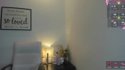 Snapshot of melan_owen chatting on October 10, 11:04 am melan_owen online show from October 10, 11:04 am