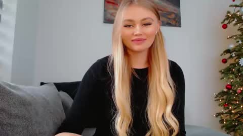 Melania online show from January 7, 12:30 pm