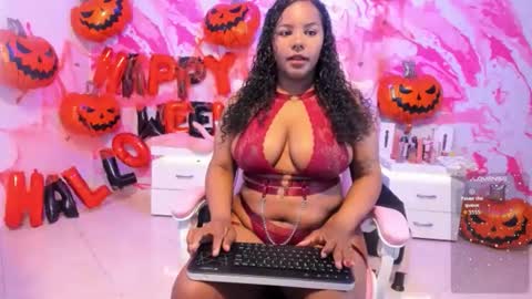 Snapshot of melani_cb chatting on October 18, 5:54 am Melani online show from October 18, 5:54 am