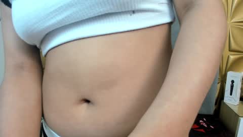 Snapshot of melani_dream chatting on January 15, 1:41 pm Melani online show from January 15, 1:41 pm