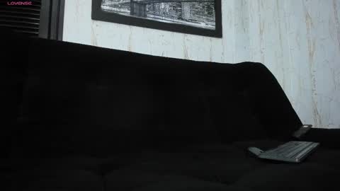 Snapshot of melani_greyy chatting on February 26, 8:46 pm melani greyy online show from February 26, 8:46 pm
