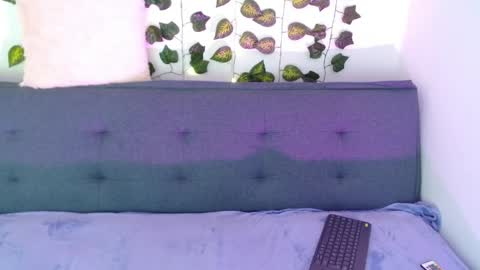 melanie online show from May 29, 2:09 am