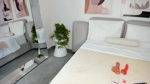 Melanie Baez online show from January 23, 4:19 am