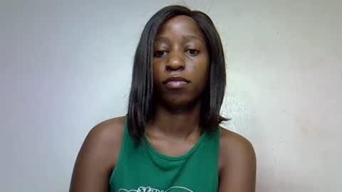 Snapshot of melanie_nay chatting on January 17, 5:00 am melanie_nay online show from January 17, 5:00 am
