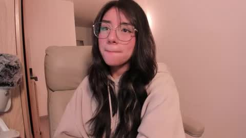 Melanie online show from January 15, 12:05 am