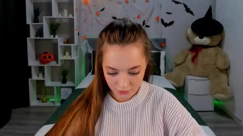 MelanieAlves online show from October 22, 12:32 pm