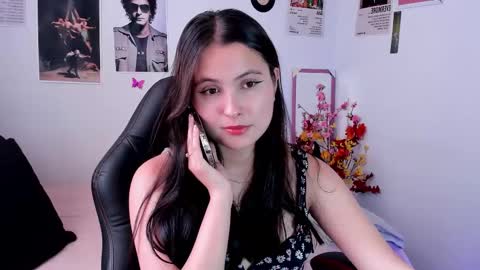 mel  online show from February 27, 5:47 pm