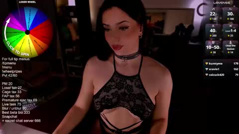 Snapshot of melanielipps chatting on October 10, 6:35 pm Melanie online show from October 10, 6:35 pm
