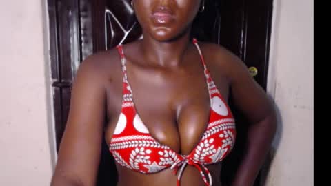 Snapshot of melanin_coco chatting on September 23, 7:45 pm Bene online show from September 23, 7:45 pm