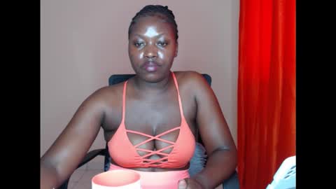 melaningoddess30 online show from February 9, 8:38 am