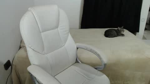 Snapshot of melanniegarzon chatting on December 26, 12:14 am Melannie online show from December 26, 12:14 am