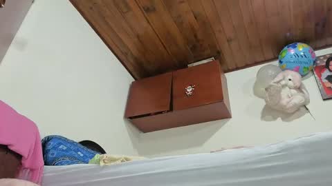 melihotxxx online show from April 20, 12:13 am