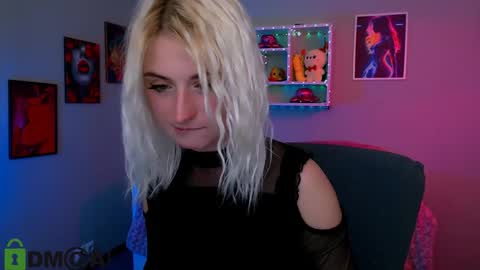 Melisa online show from April 10, 7:20 pm