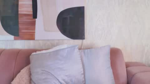 melisacooper_ online show from April 9, 11:48 am