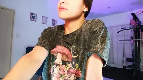 Melisa online show from March 30, 2:33 am