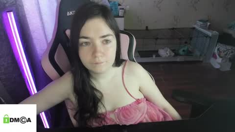 melisanilson online show from June 5, 4:05 am