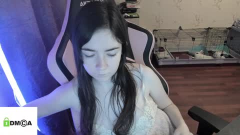 melisanilson online show from February 2, 2:06 am